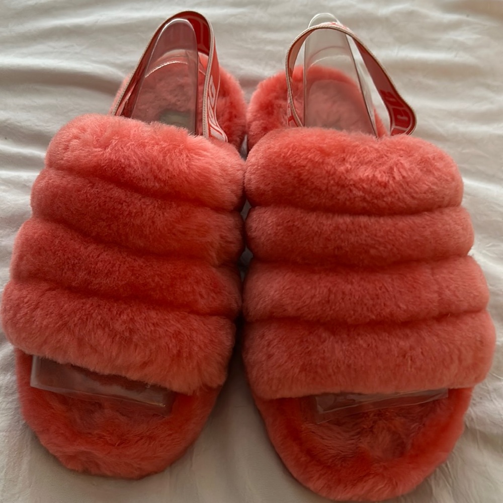 Bubble gum “Fluff Yeah Slides” UGGs